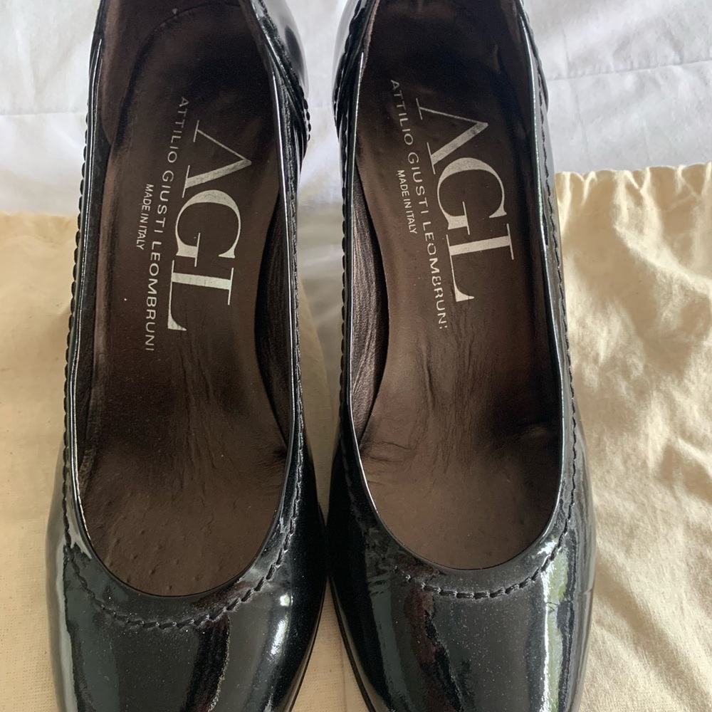 AGL Women's Black Patent Leather Shoes. Made in Italy. Size 37